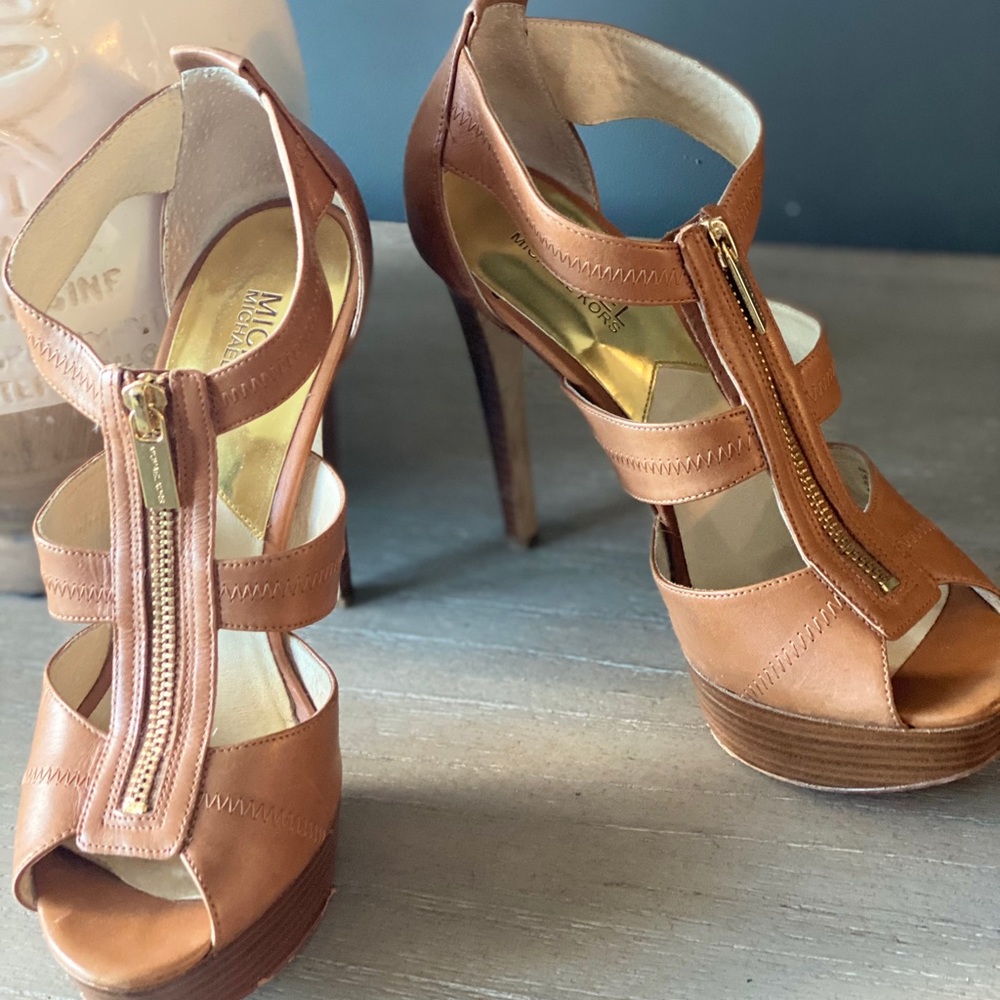 MICHAEL KORS HEELS